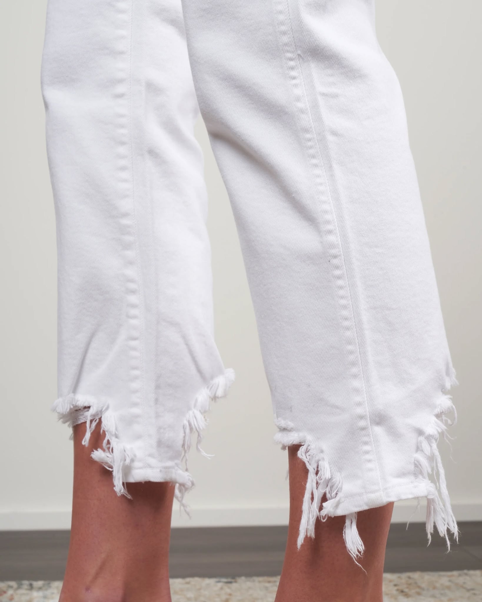 3ACJ01 3x1 Straight Cropped Jeans