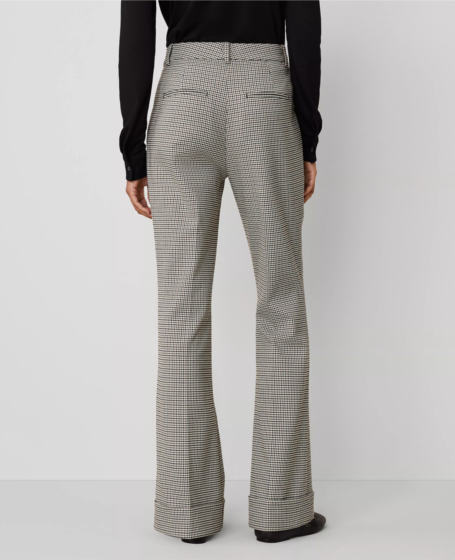 ATTCTWT01 Ann Taylor Houndstooth Cuffed Trouser