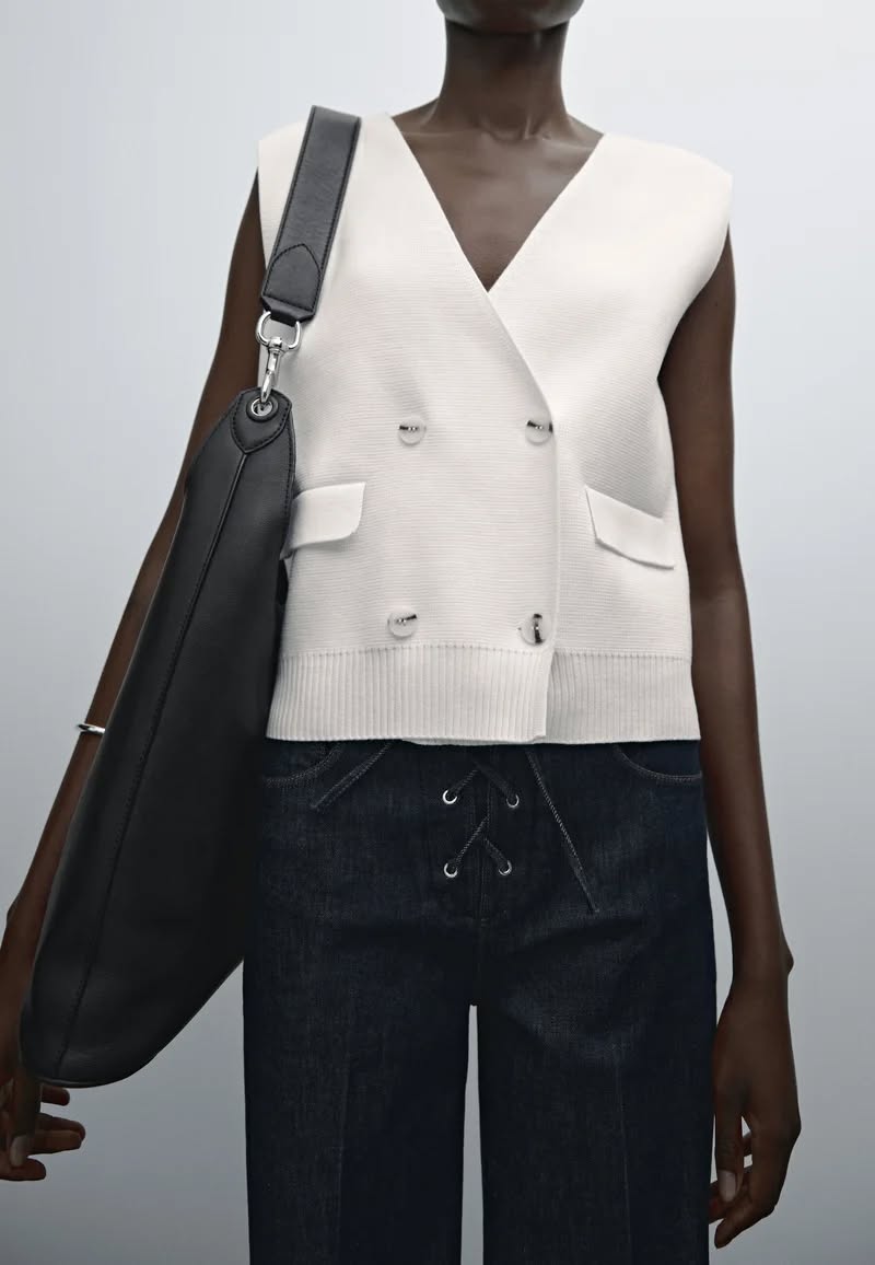 MDDBMKV01 Massimo Dutti Button Knit Waistcoat