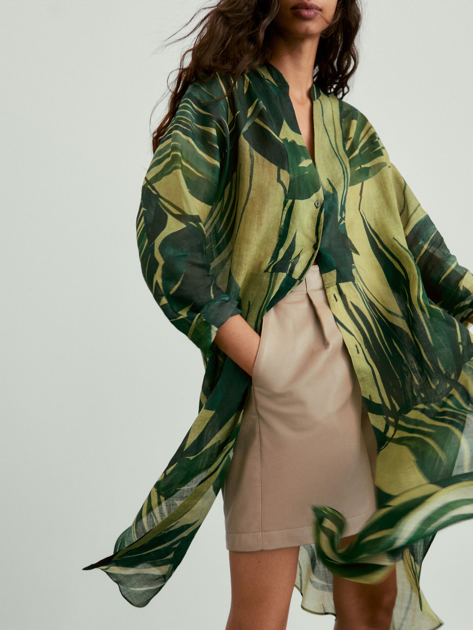MDROBWTP01 Massimo Dutti Tropical Print Oversize Blouse