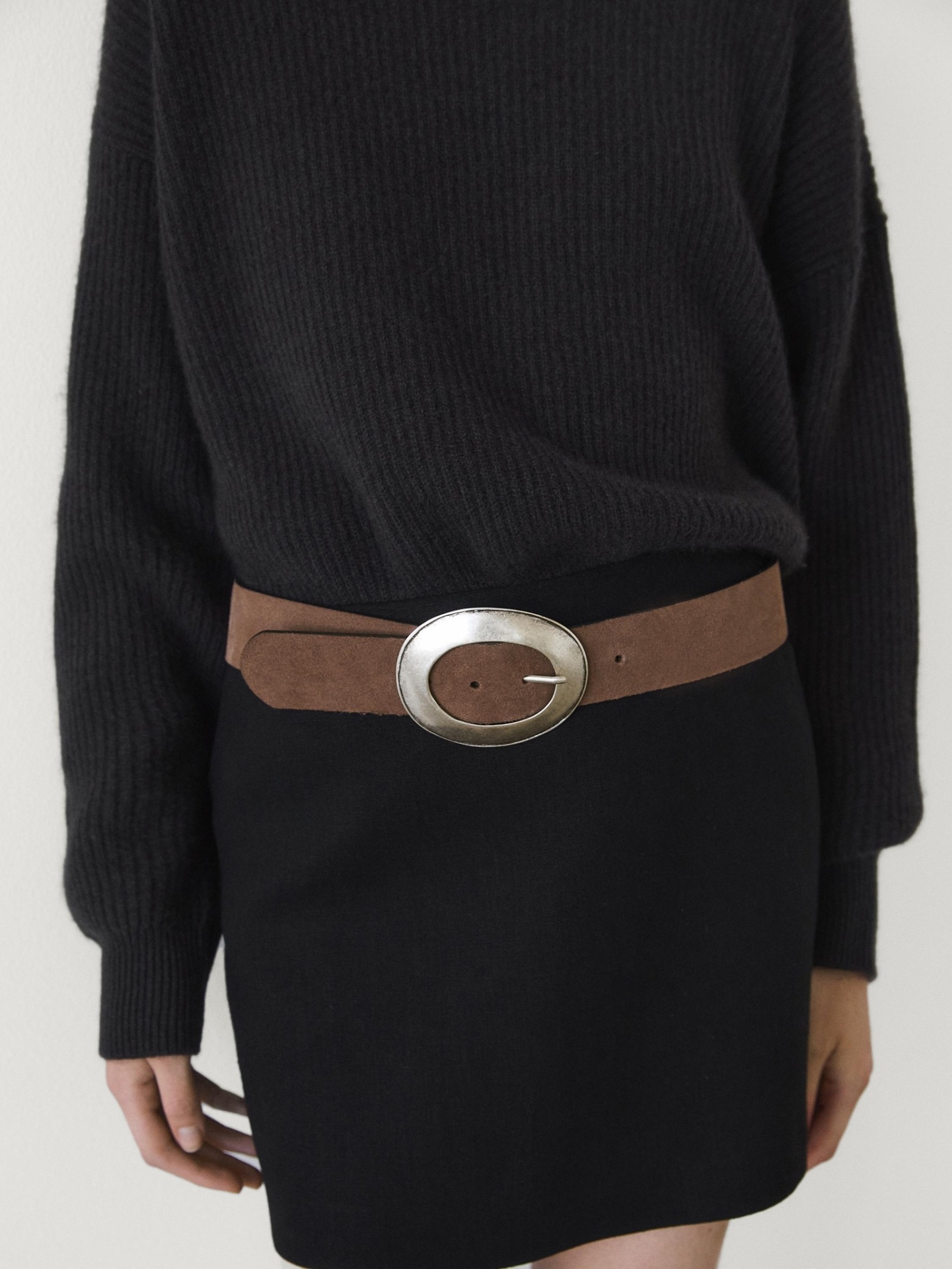 MDSLBWOB01 Massimo Dutti Oval Buckle Leather Belt