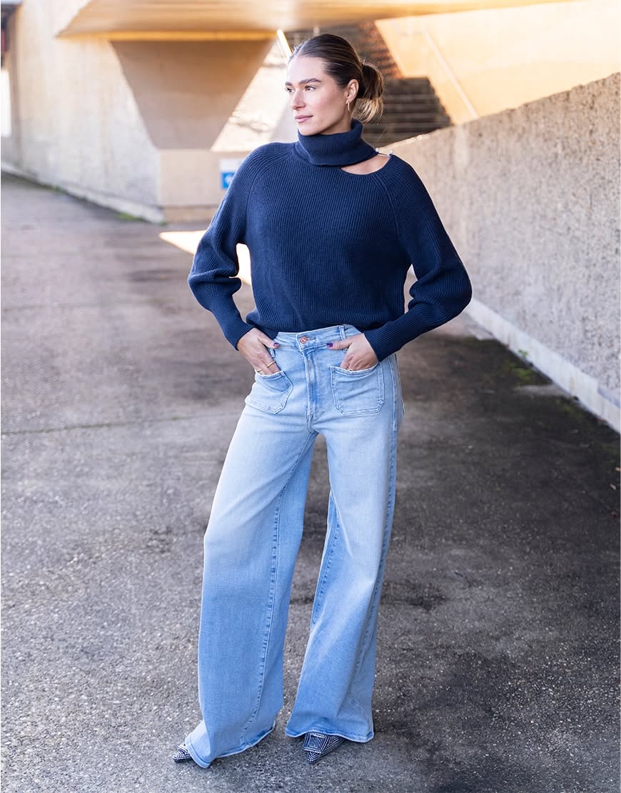 MTPPUS01 Mother Wide Leg Jeans