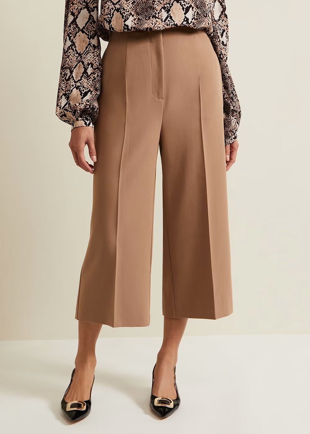 PEACCC02 Phase Eight Clean Crepe Culotte