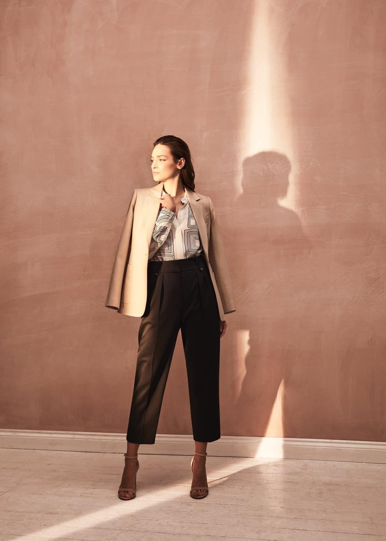 RLTHWCT01 REISS HIGH WAISTED CROPPED TROUSERS
