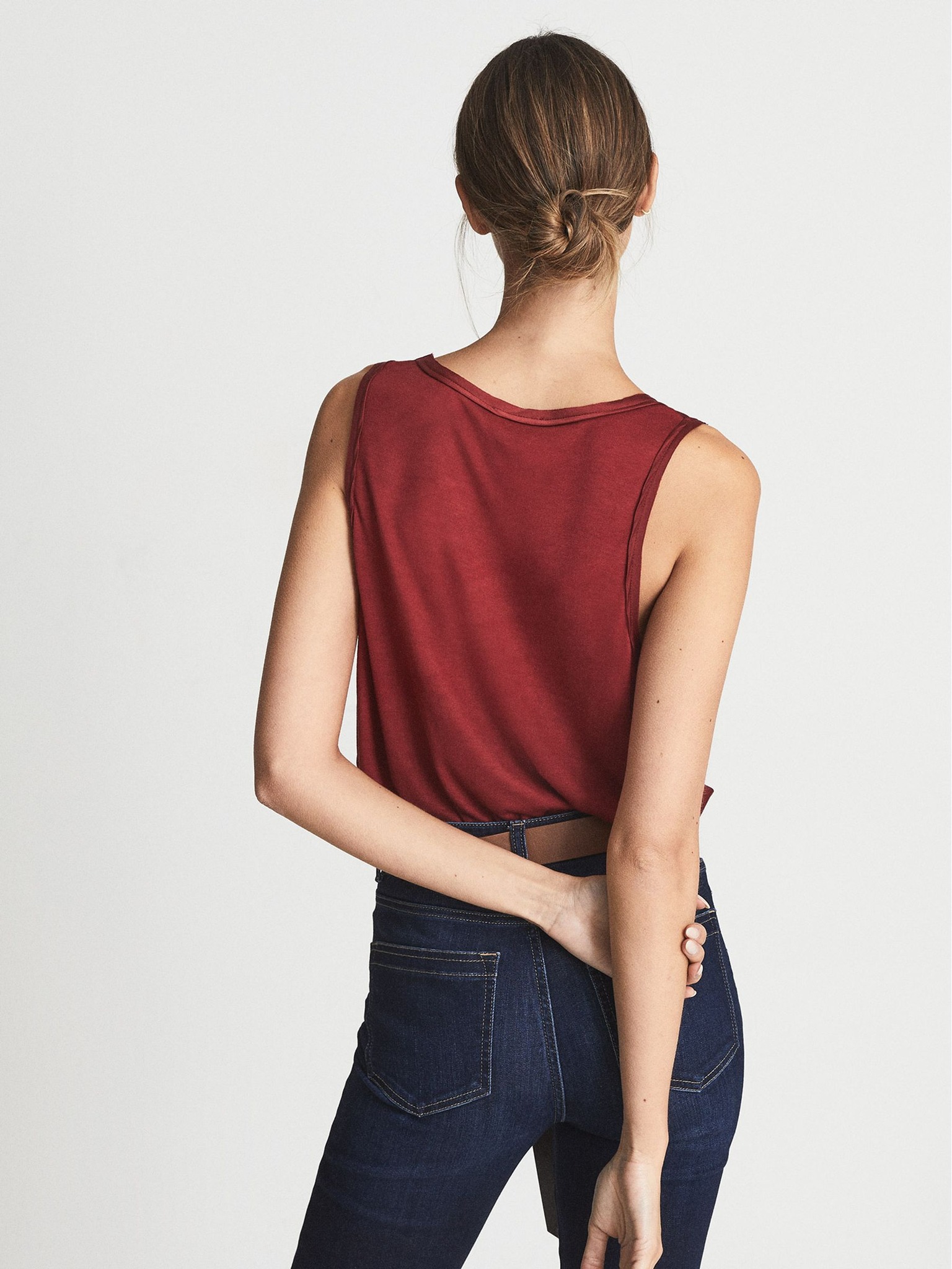 RRSFV02 Reiss Silk Front Vest