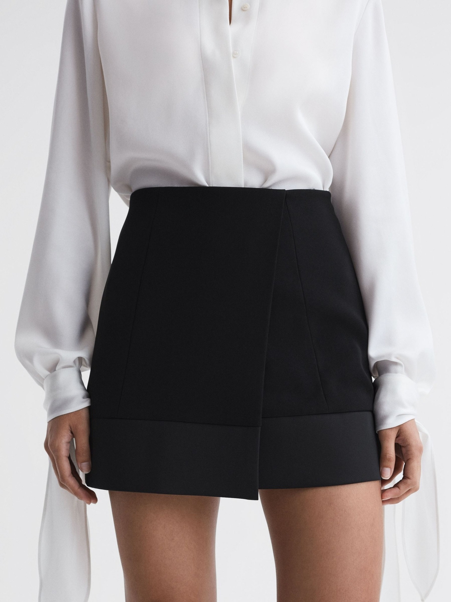 RRSTMS01 REISS MINI SKIRT