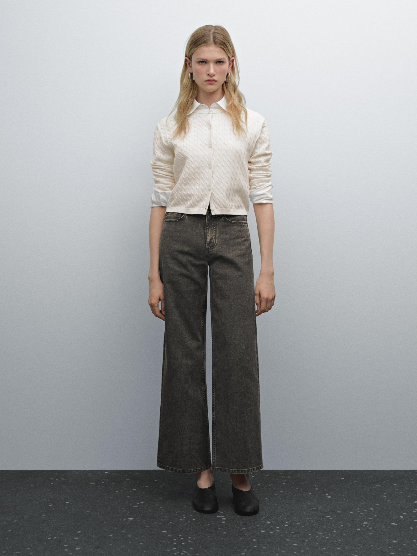 MD1CCC01 Massimo Dutti Cable Knit Cardigan