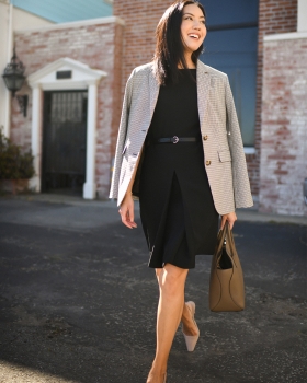 ATTGBIH01 Ann Taylor Houndstooth Blazer & Cuffed Tab Waist Trouser