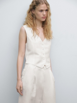 MDCVW01 Massimo Dutti Cropped V-Neckline Waistcoat