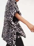 TZLPFFC01 TOMMY HILFIGER ZENDAYA LEOPARD PRINT FAUX FUR CAPE
